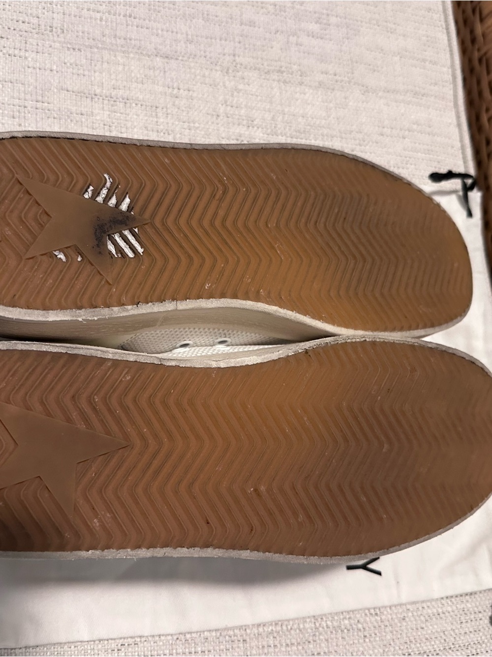 Golden Goose White Sneakers - Picture 5 of 8